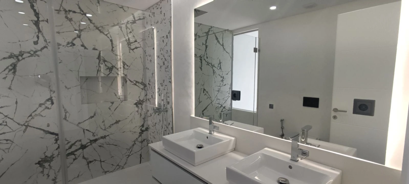 Moradia T3 para Venda em Quarteira Foto 2