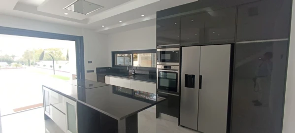 Moradia T3 para Venda em Quarteira