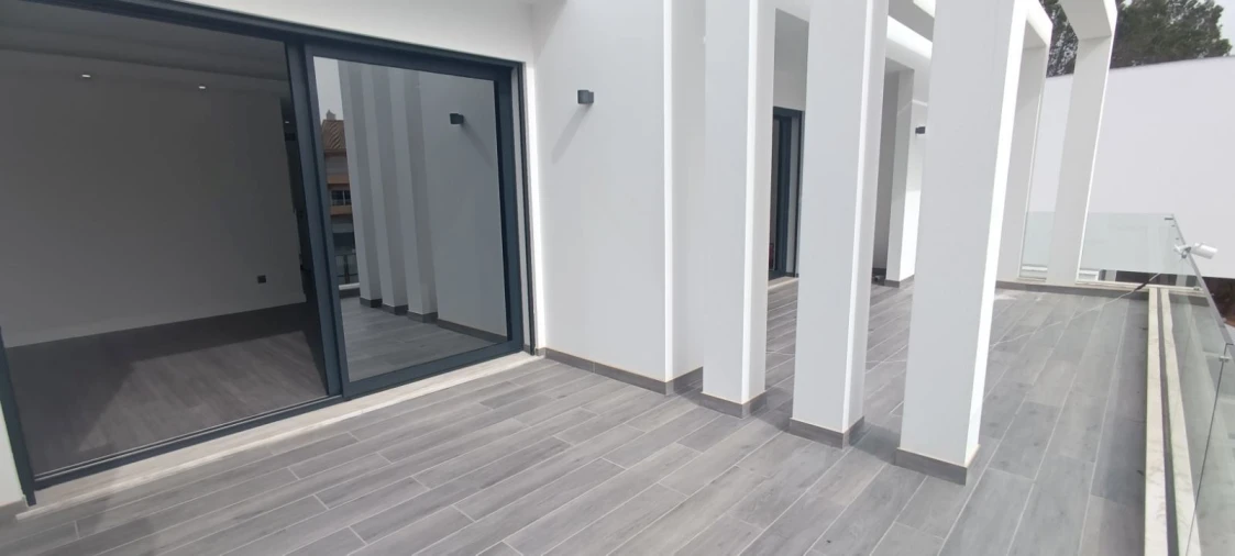 Moradia T3 para Venda em Quarteira Foto 20