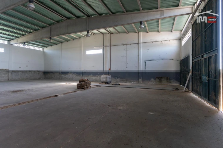 Armazém para Arrendamento em Moitas Venda Foto 18