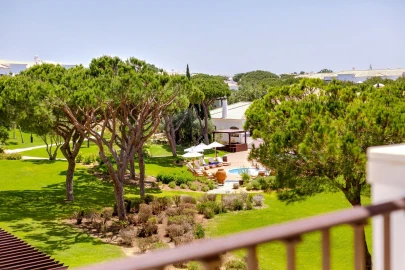 Moradia T4 para Venda em Albufeira e Olhos de Água