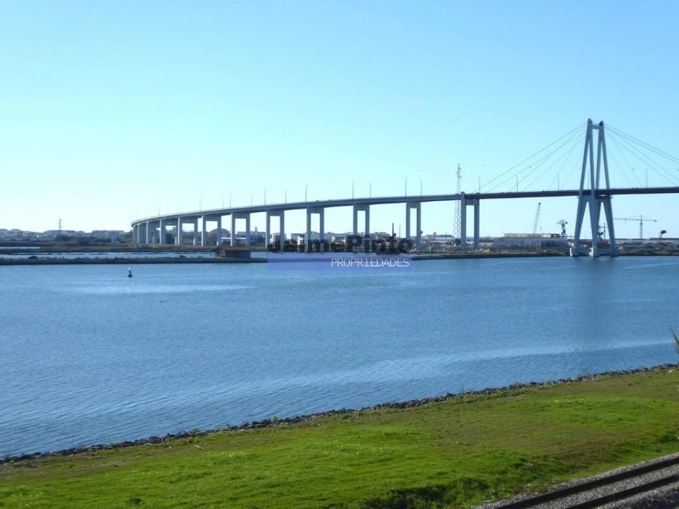 Terreno Misto para Venda em Tavarede Foto 5