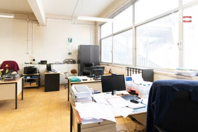 Escritório para Venda em Pontinha e Famões