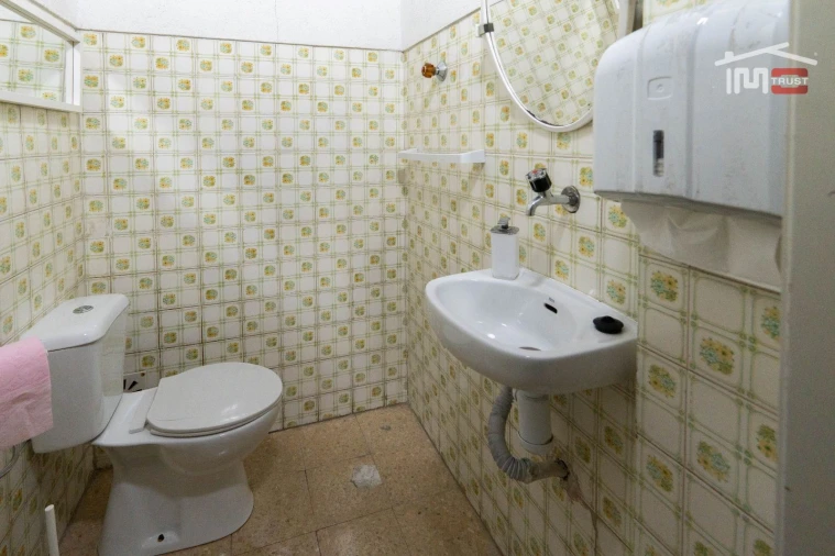 Escritório para Venda em Pontinha e Famões Foto 24