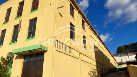 Armazém para Venda em São João da Madeira