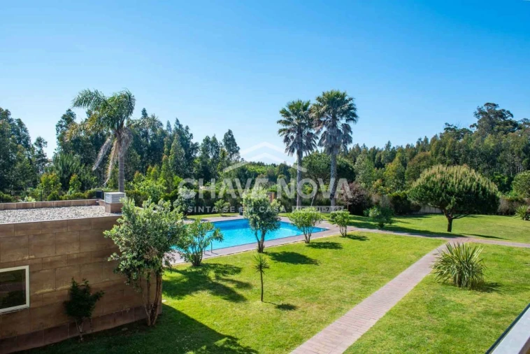 Apartamento T2 para Arrendamento em Madalena Foto 2