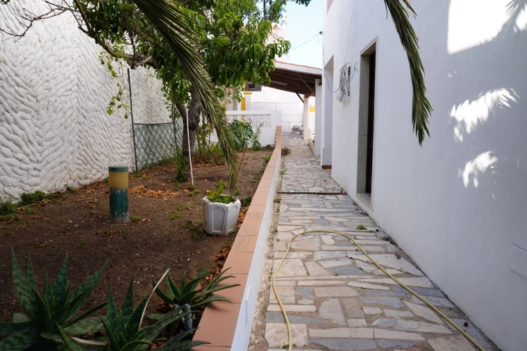 Apartamento T11 para Venda em Albufeira e Olhos de Água Foto 16