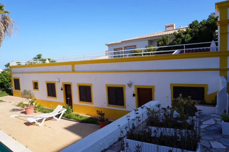 Apartamento T11 para Venda em Albufeira e Olhos de Água Foto 20