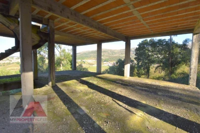 Quinta T6 para Venda em Turcifal