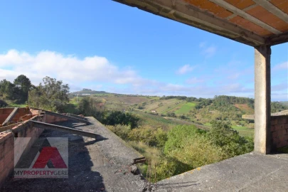 Quinta T6 para Venda em Turcifal