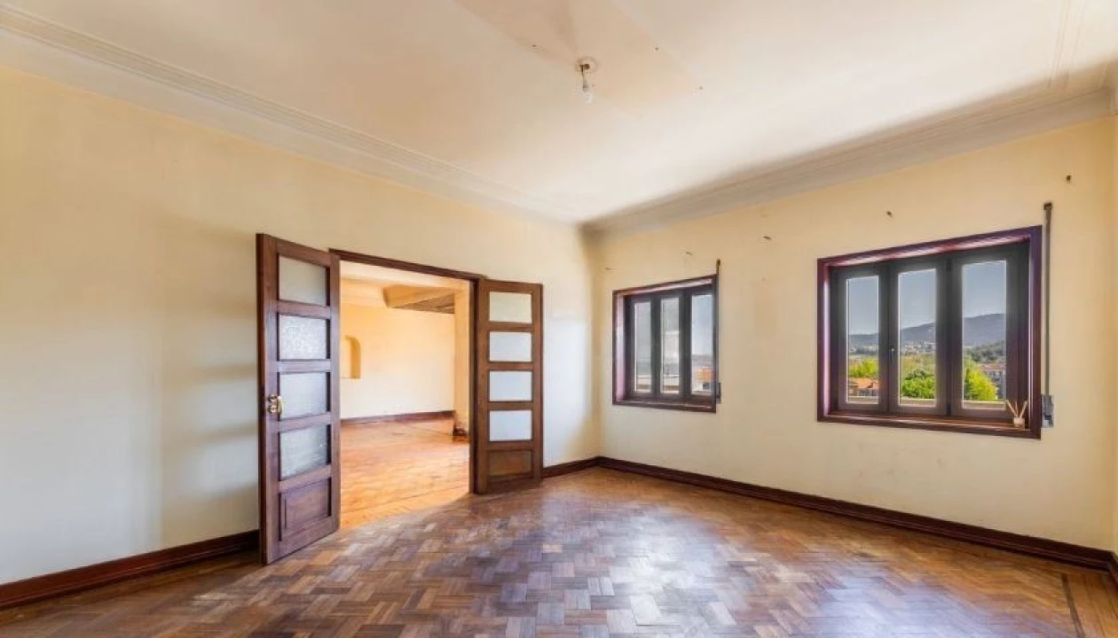 Apartamento T5 para Venda em Braga (São José de São Lázaro e São João do Souto) Foto 1