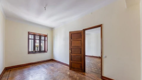 Apartamento T5 para Venda em Braga (São José de São Lázaro e São João do Souto)