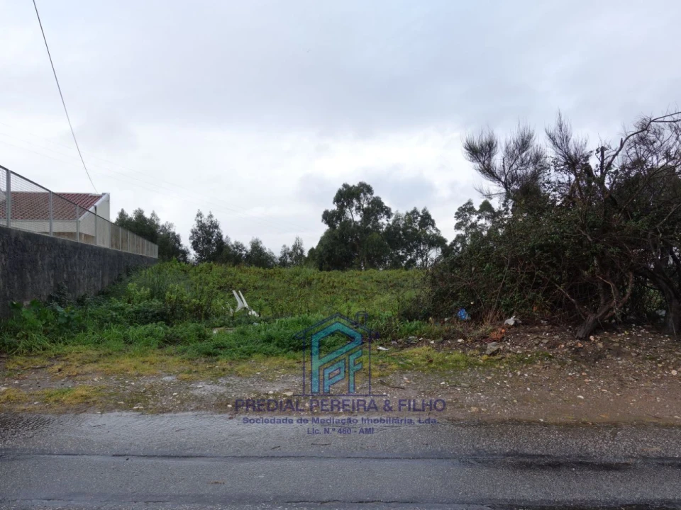 Terreno P/ Prédio para Venda em Fânzeres e São Pedro da Cova Foto 2