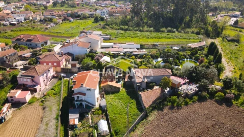 Quinta T3 para Venda em Argoncilhe