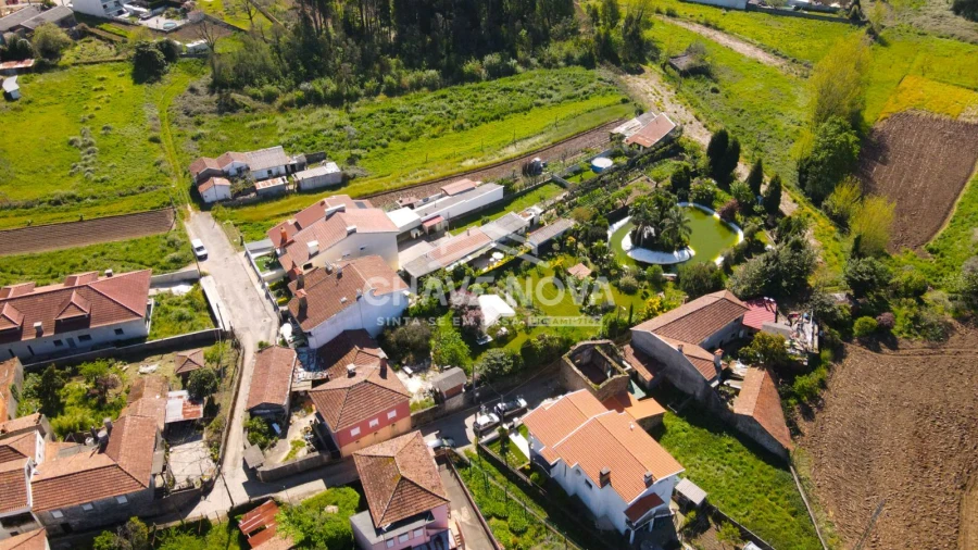 Quinta T3 para Venda em Argoncilhe Foto 5