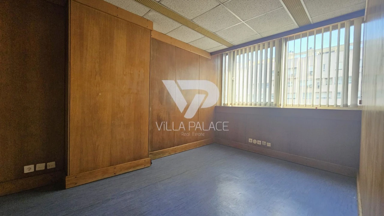 Escritório para Arrendamento em Areeiro Foto 5