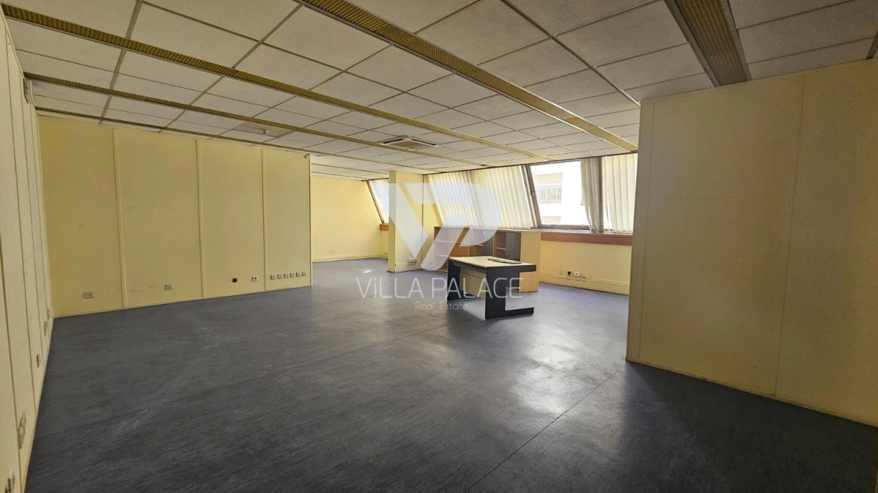 Escritório para Arrendamento em Areeiro Foto 7