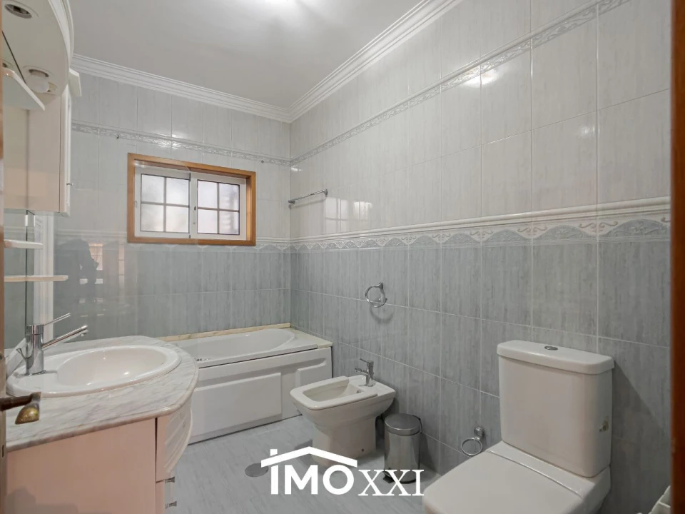 Moradia T5 para Venda em Fiães Foto 8