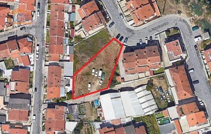 Terreno Misto para Venda em Baguim do Monte (Rio Tinto)