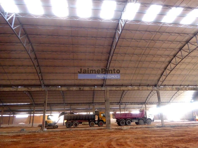 Armazém para Venda em Amoreira da Gândara, Paredes do Bairro e Ancas