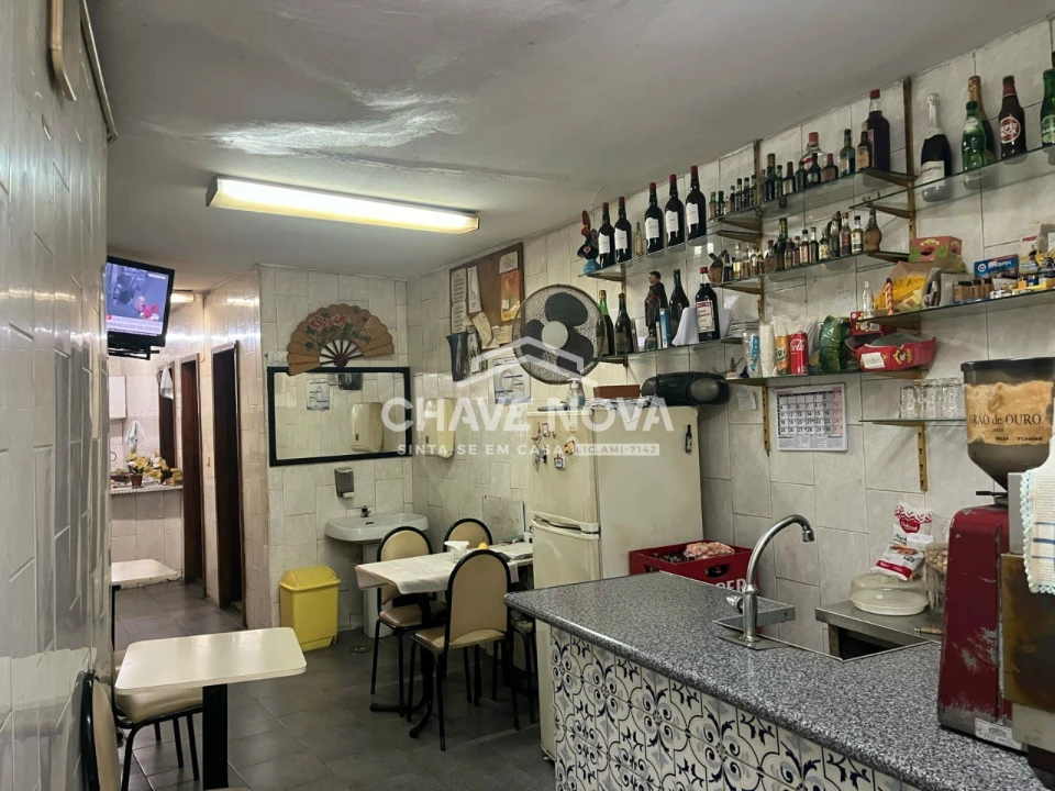 Prédio para Venda em Cedofeita, Santo Ildefonso, Sé, Miragaia, São Nicolau e Vitória Foto 15