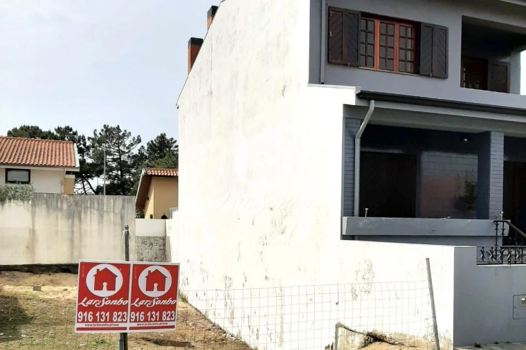 Terreno para Venda em Esmoriz Foto 4