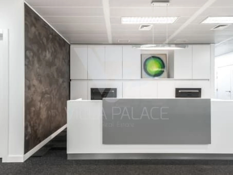 Escritório para Arrendamento em Campo de Ourique Foto 7