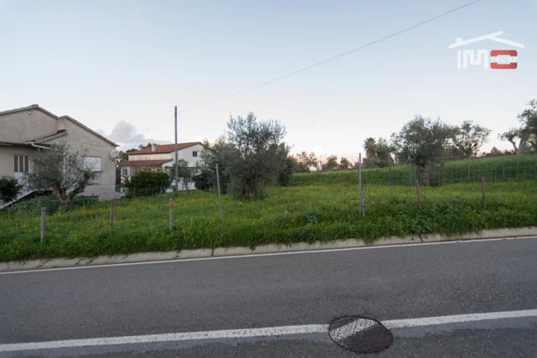 Terreno para Venda em Nossa Senhora das Misericordias Foto 4