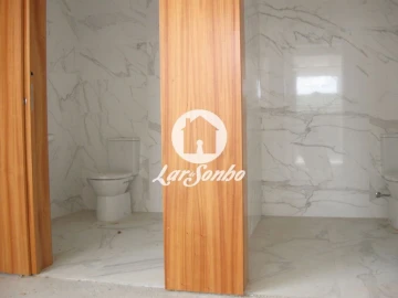 Loja para Arrendamento em Esmoriz