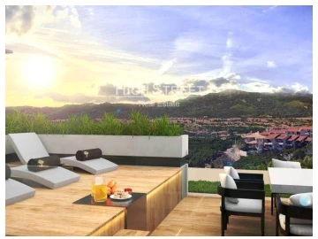 Moradia T5 para Venda em Rio de Mouro