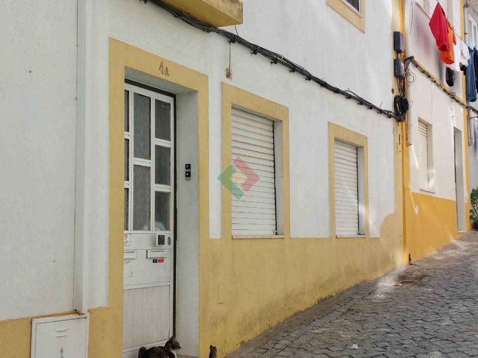 Apartamento T2 para Venda em Sé e São Lourenço Foto 1