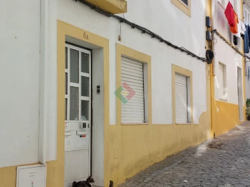 Apartamento T2 para Venda em Sé e São Lourenço