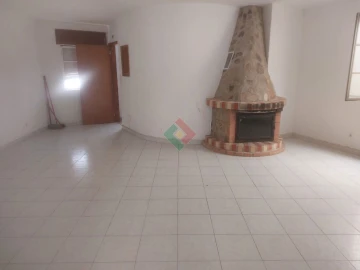 Apartamento T2 para Venda em Sé e São Lourenço