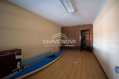 Armazém para Venda em Esmoriz