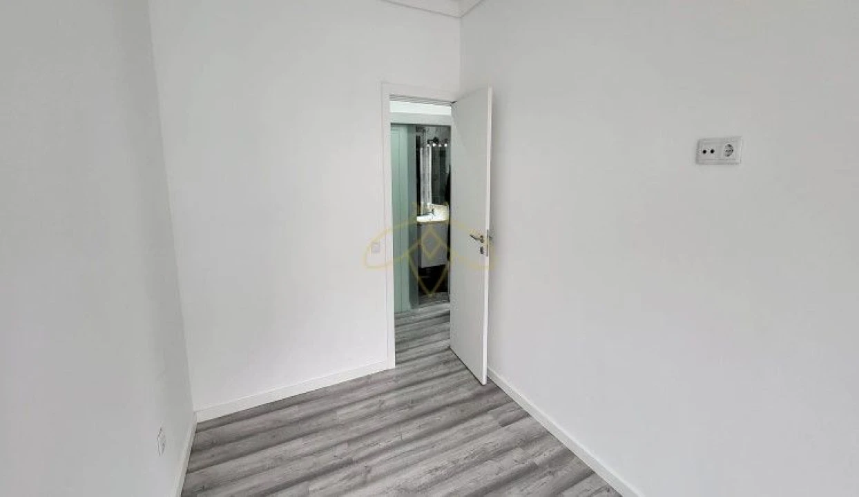 Apartamento T1 para Venda em Arroios Foto 3