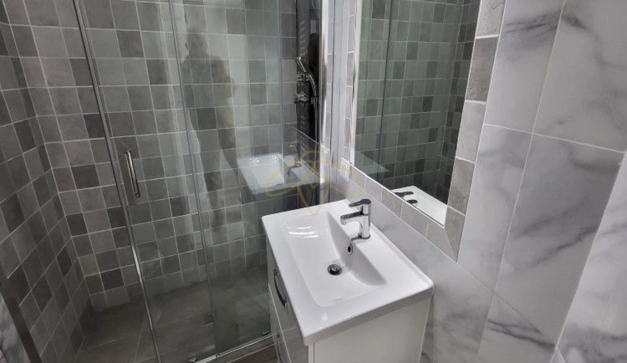 Apartamento T1 para Venda em Arroios Foto 4