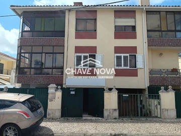 Loja para Venda em Corroios