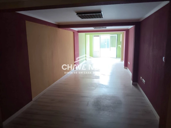 Loja para Venda em Corroios Foto 5