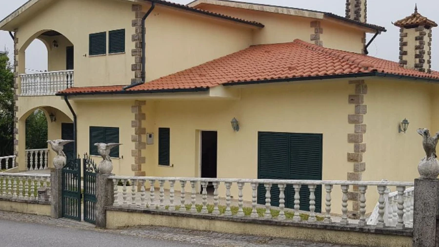 Moradia T3 para Venda em Sande, Vilarinho, Barros e Gomide