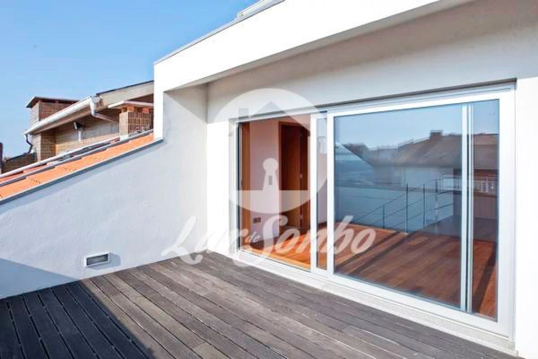 Moradia T5 para Venda em Espinho Foto 7