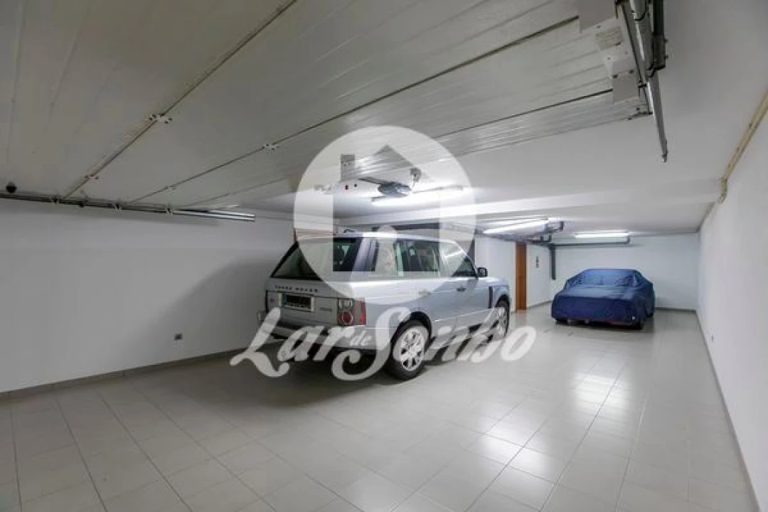 Moradia T5 para Venda em Espinho Foto 4