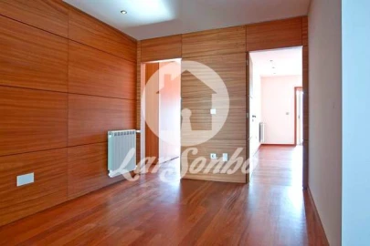 Moradia T5 para Venda em Espinho