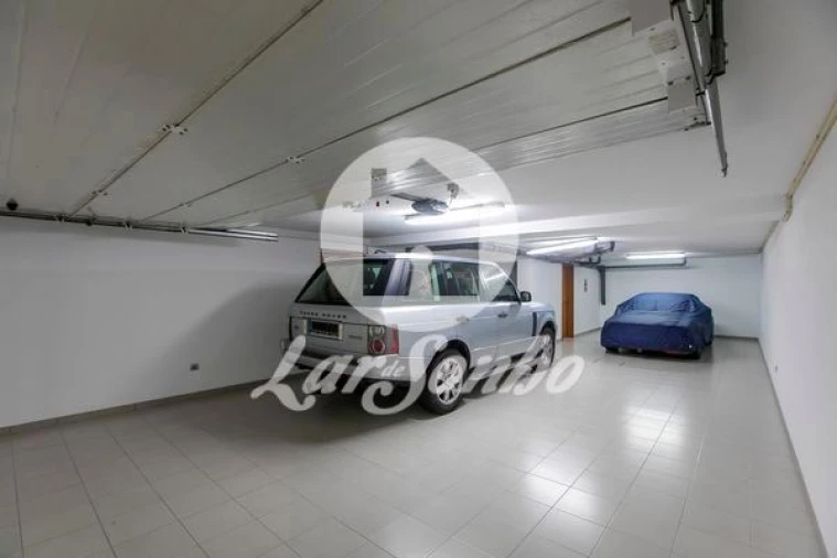 Moradia T5 para Venda em Espinho Foto 4