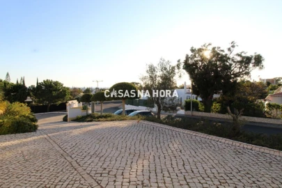 Negócio para Venda em Lagoa e Carvoeiro