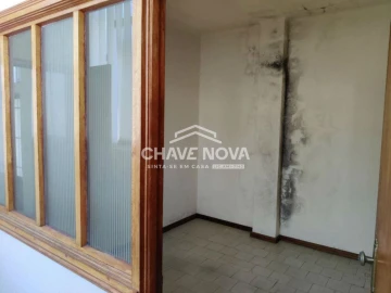 Armazém para Venda em São Roque