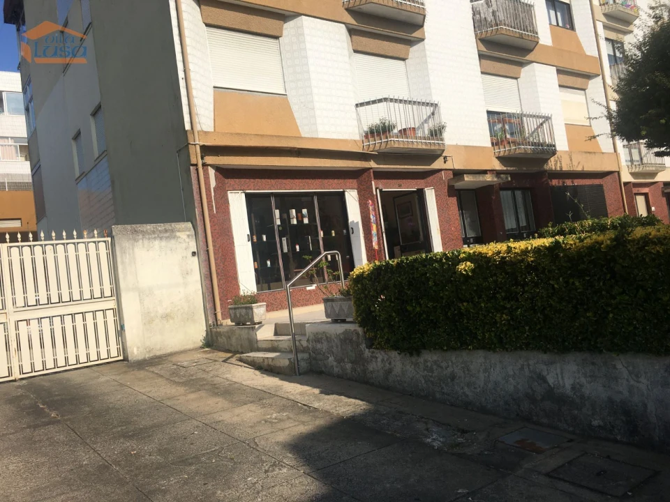 Loja para Trespasse em Campanhã Foto 1