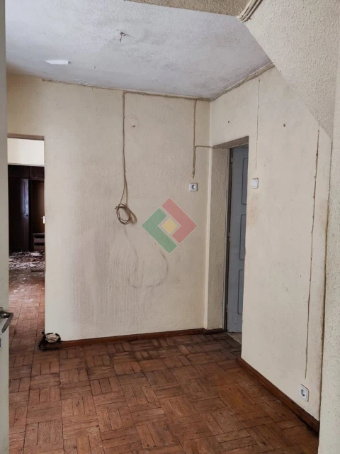 Moradia T5 para Venda em Caia, São Pedro e Alcáçova