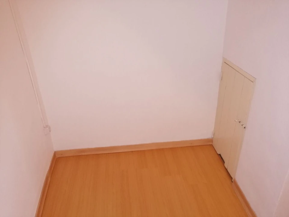 Moradia T5 para Venda em Santa Maria da Devesa Foto 8