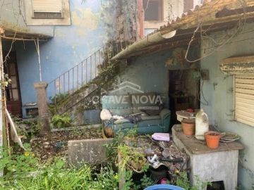 Terreno Misto para Venda em Pedrouços