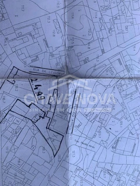 Terreno Misto para Venda em Pedrouços